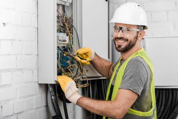 Best Electric Panel Repair  in Cloverdale, CA